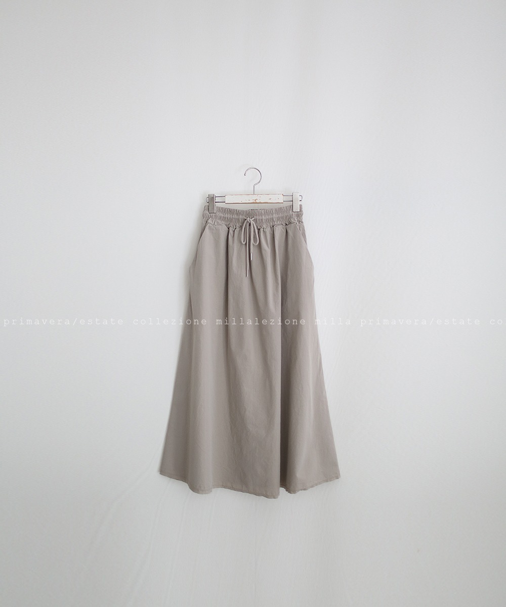 N°010 skirt